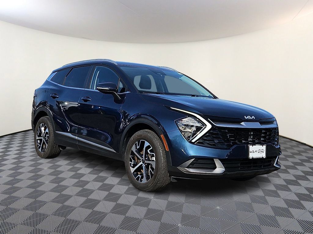 Used 2023 Kia Sportage EX AWD/4WD image 1