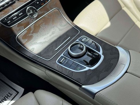 Used 2017 Mercedes-Benz C 300 Sedan image 33