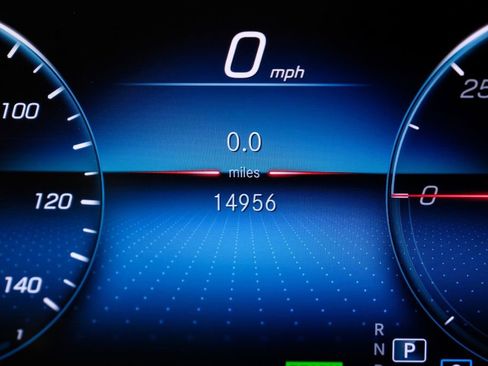 Used 2023 Mercedes-Benz EQB 250+ image 16