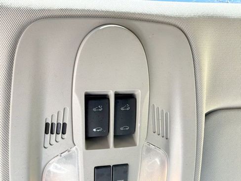 Used 2011 GMC Terrain SLT w/ Cargo Package image 32