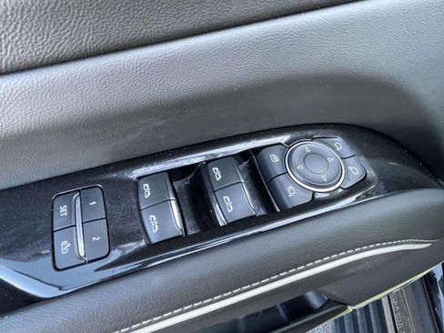 Used 2021 Cadillac Escalade ESV Sport w/ Driver Assist Tech Package AWD/4WD image 26