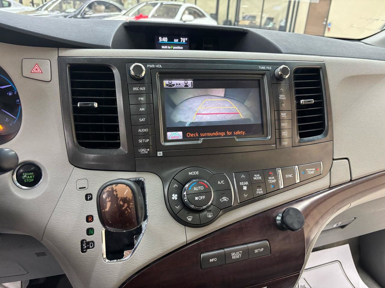 Used 2012 Toyota Sienna XLE w/ XLE Navigation Pkg FWD image 35