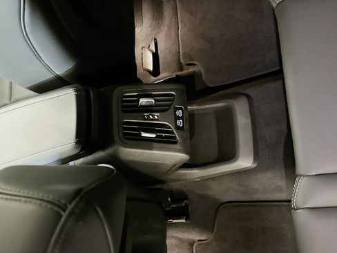 Used 2025 BMW X2 xDrive28i image 28