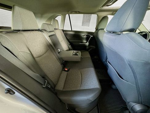 Used 2023 Toyota RAV4 XLE image 27