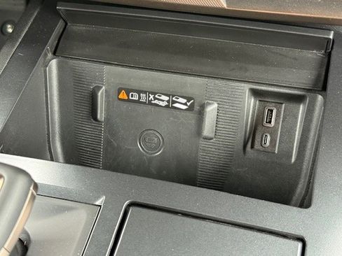 New 2026 GMC Hummer EV SUV w/ LPO, Dark Essentials Package image 27