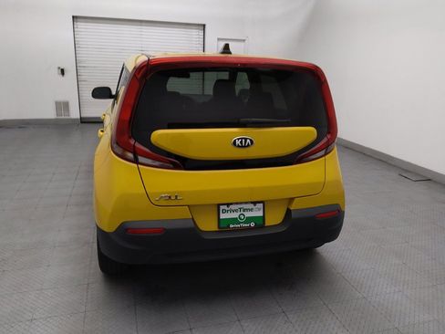 Used 2020 Kia Soul LX FWD image 6