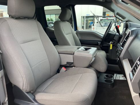 Used 2017 Ford F150 XLT w/ Equipment Group 302A Luxury AWD/4WD image 36