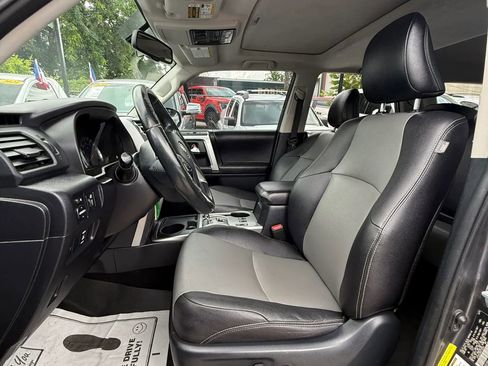 Used 2016 Toyota 4Runner SR5 Premium RWD image 15