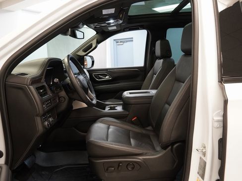 Used 2023 Chevrolet Tahoe Z71 w/ Luxury Package image 6