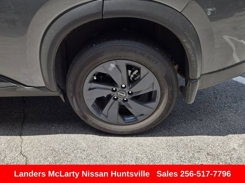 Used 2026 Nissan Rogue SV w/ Cold Weather Package FWD image 12