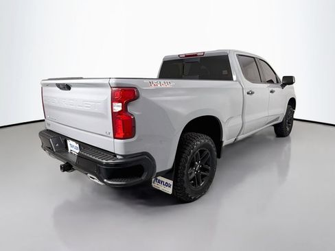 Used 2024 Chevrolet Silverado 1500 LT Trail Boss w/ LT Trail Boss Premium Package AWD/4WD image 7