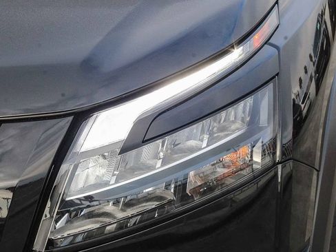 Used 2025 Nissan Pathfinder Rock Creek AWD/4WD image 5