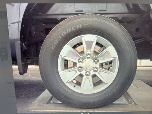 Used 2023 Chevrolet Silverado 1500 LT image 12