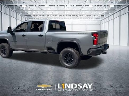 Certified 2024 Chevrolet Silverado 2500 ZR2 w/ ZR2 Bison Edition AWD/4WD image 6