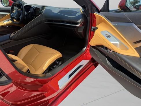 Used 2021 Chevrolet Corvette Stingray Preferred Conv w/ 2LT RWD image 32