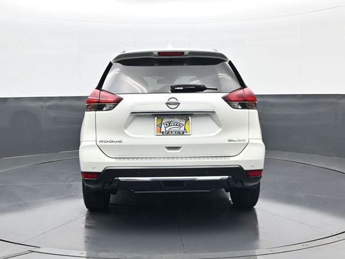 Used 2019 Nissan Rogue SL w/ Premium Package AWD/4WD image 6