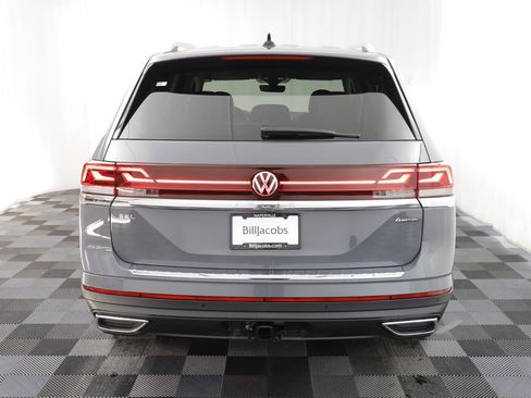 New 2026 Volkswagen Atlas SEL image 16