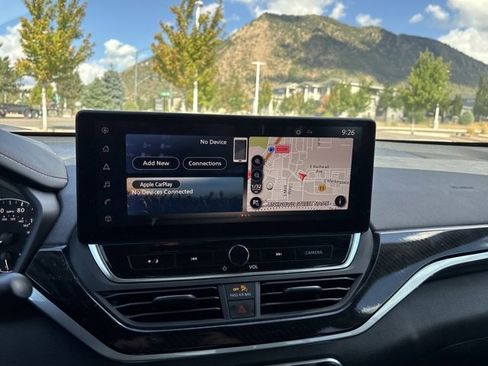 Used 2023 Nissan Altima 2.5 SR w/ SR Premium Package image 10