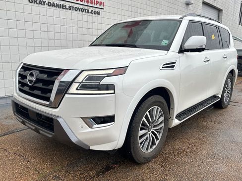 Used 2023 Nissan Armada SL w/ Cargo Package RWD image 1