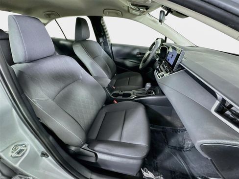 Used 2024 Toyota Corolla LE w/ LE Convenience Package FWD image 26