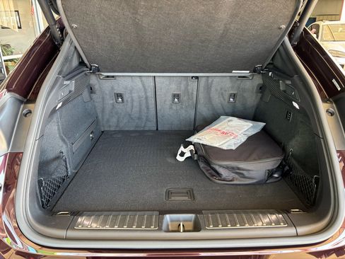 Used 2024 Porsche Macan 4 Electric image 25