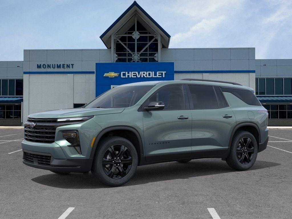 New 2027 Chevrolet Traverse LT w/ Midnight/Sport Edition FWD image 2
