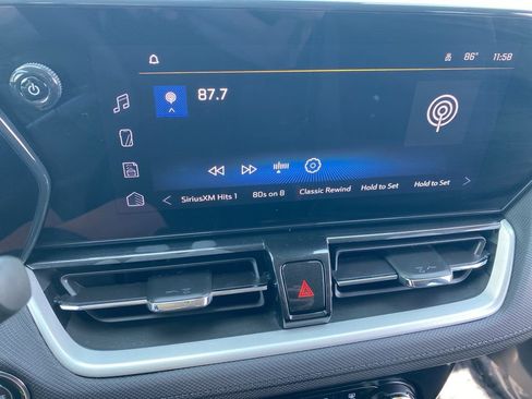 Used 2024 Chevrolet TrailBlazer LT w/ Driver Confidence Package image 30