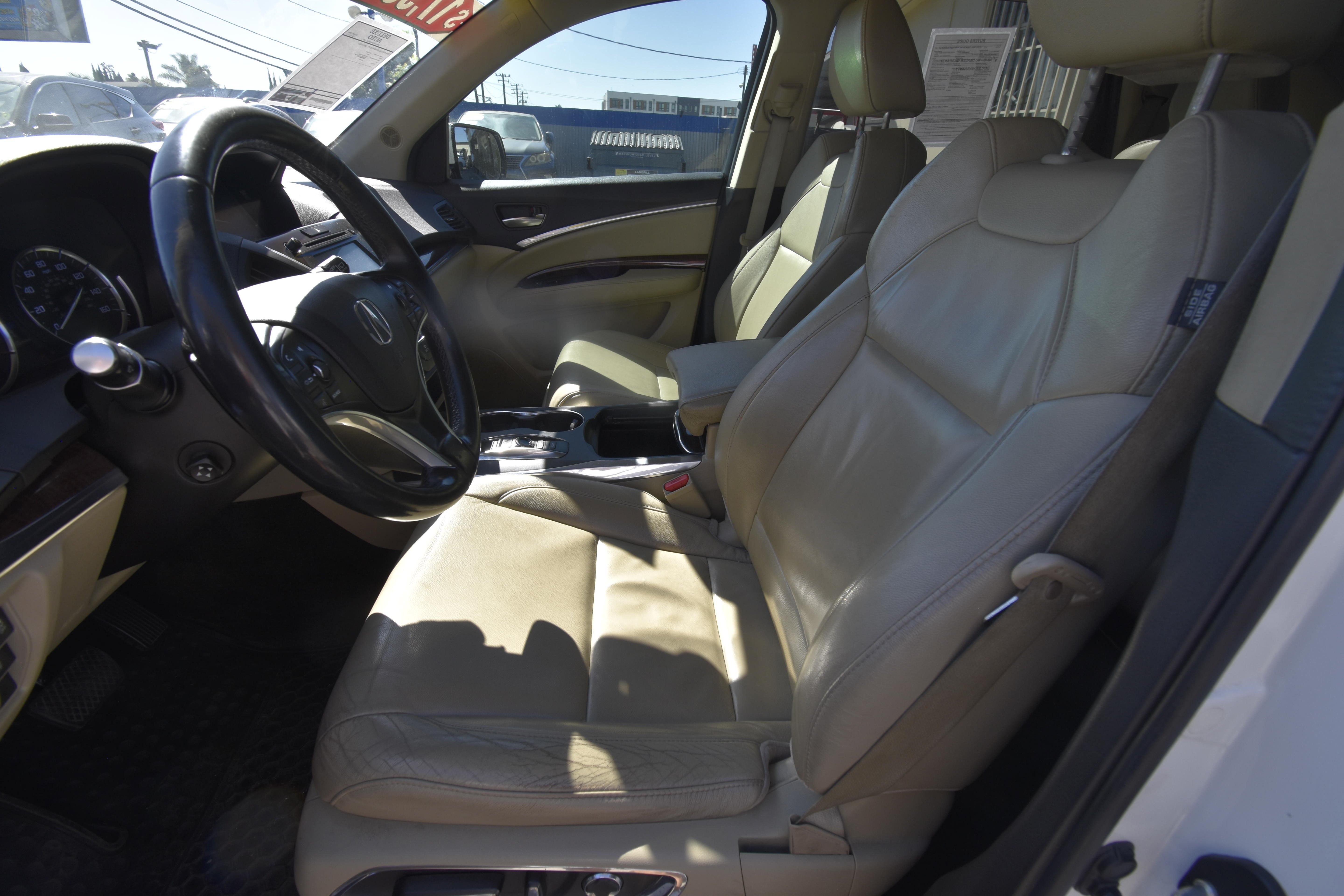 Used 2019 Acura MDX FWD image 2