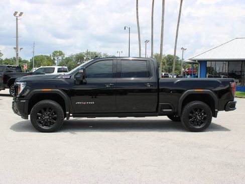 Used 2026 GMC Sierra 2500 AT4 w/ AT4 Premium Plus Package AWD/4WD image 6