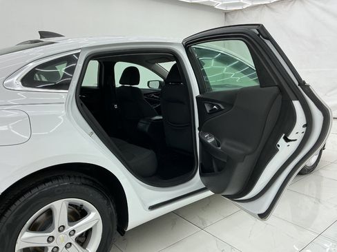 Used 2019 Chevrolet Malibu LS FWD image 21