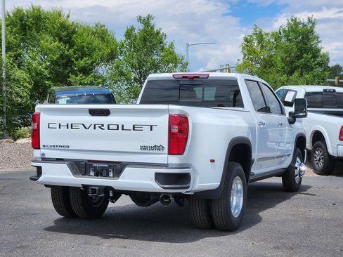 New 2026 Chevrolet Silverado 3500 High Country w/ High Country Premium Package AWD/4WD image 3