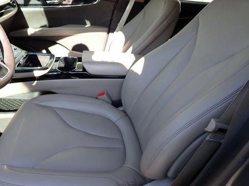 Certified 2021 Lincoln Nautilus AWD image 15
