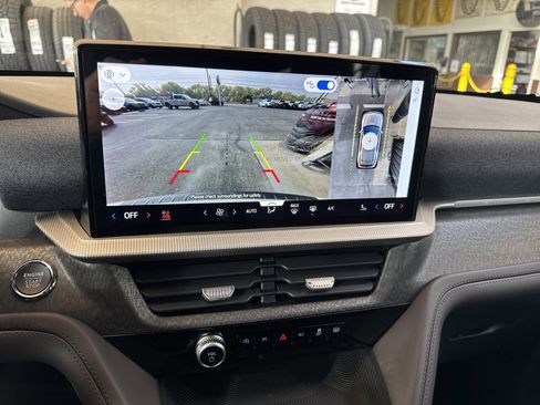 New 2026 Ford Explorer Platinum image 29