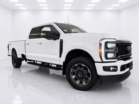 Used 2023 Ford F250 Lariat w/ Lariat Ultimate Package AWD/4WD image 7