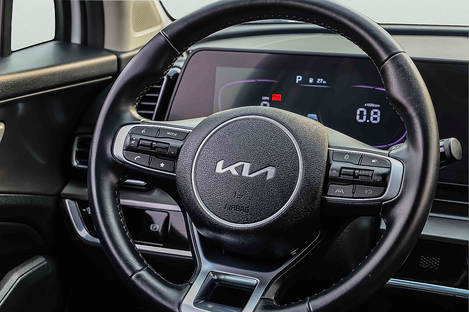 Certified 2024 Kia Sportage EX AWD/4WD image 14