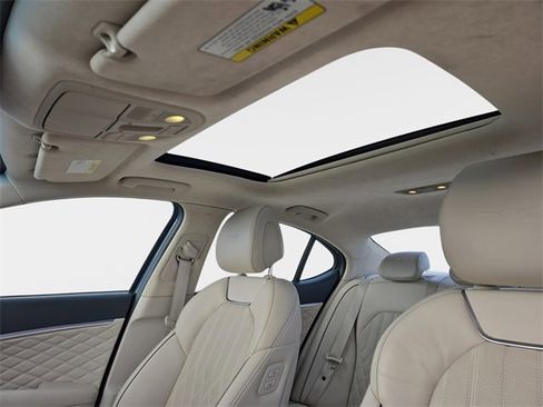 Used 2019 Genesis G70 3.3T Design image 32