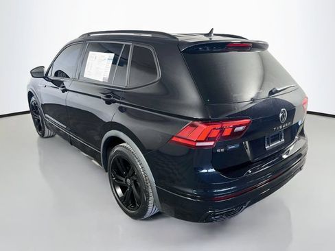 Used 2024 Volkswagen Tiguan SE R-Line FWD image 6