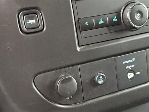 Used 2023 GMC Savana 2500 w/ Driver Convenience Package image 52