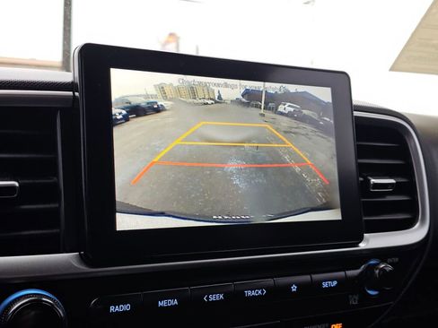 Used 2020 Hyundai Venue SE image 21