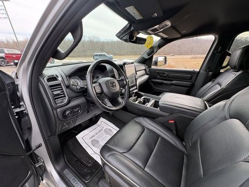 Used 2022 RAM 1500 Limited w/ Cold Weather Group image 30