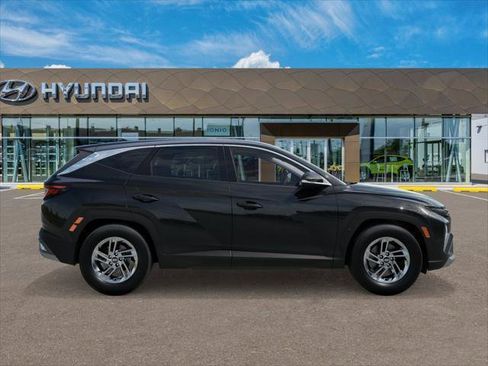 New 2026 Hyundai Tucson SE AWD/4WD image 7