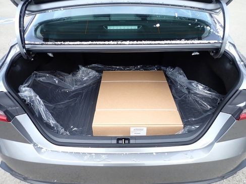 New 2026 Toyota Camry SE image 5