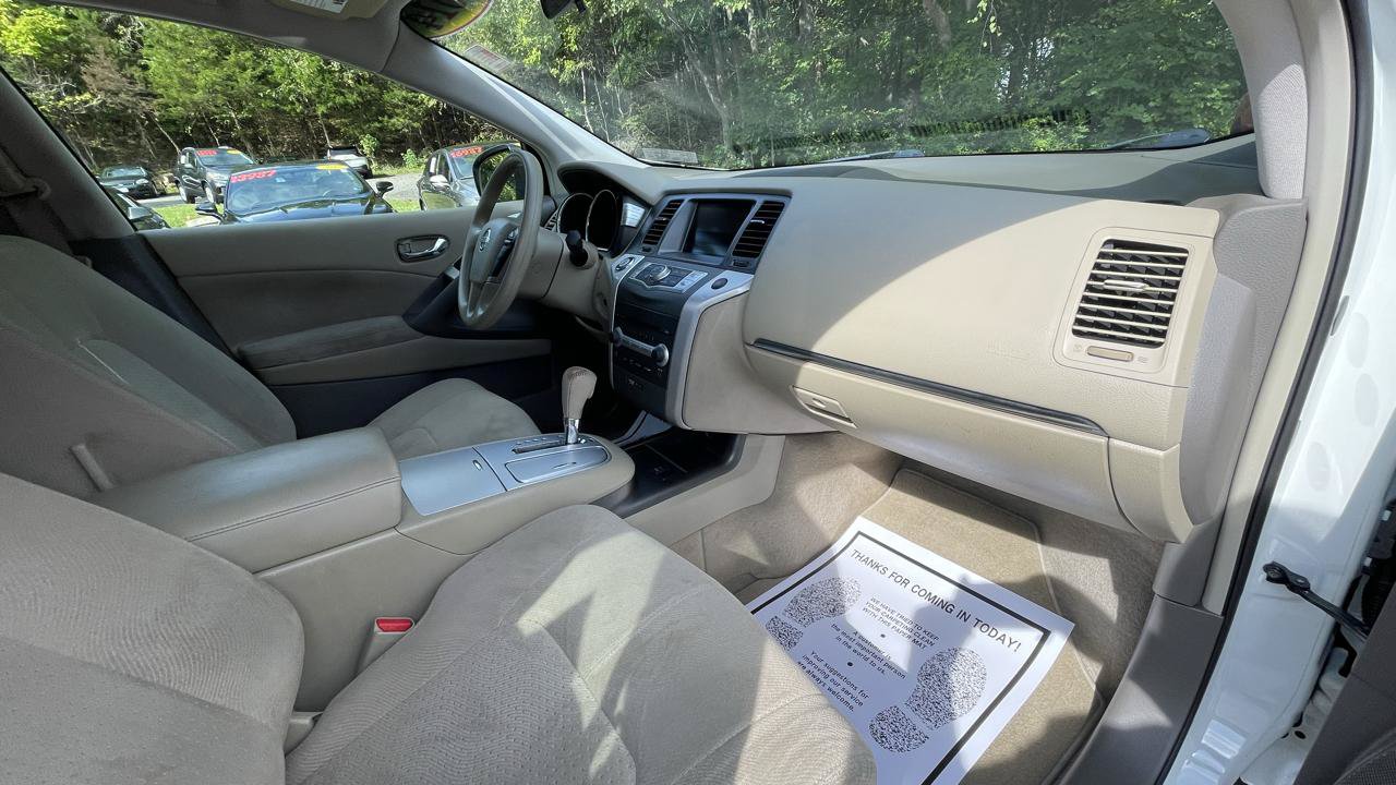 Used 2014 Nissan Murano S AWD/4WD image 28