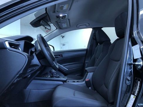 Certified 2026 Toyota Corolla Cross LE FWD image 18