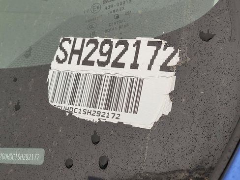 Used 2025 Subaru Crosstrek 2.0i Premium image 3