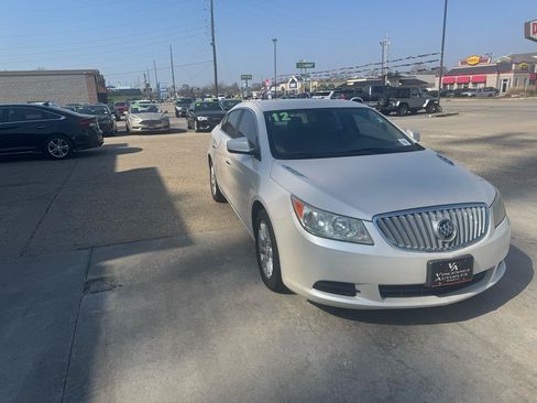 Used 2012 Buick LaCrosse Convenience FWD image 4