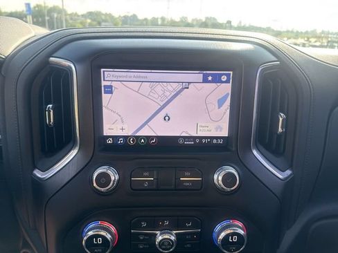Used 2023 GMC Sierra 3500 AT4 w/ AT4 Premium Plus Package AWD/4WD image 16