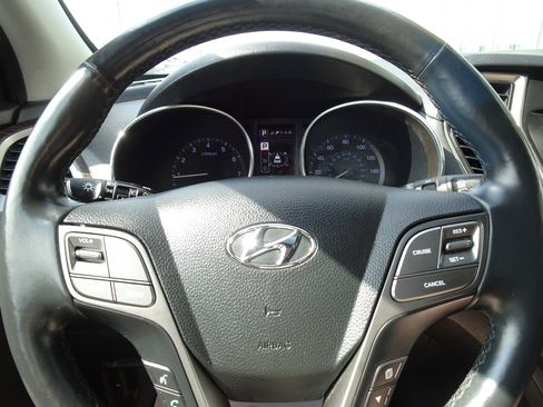 Used 2017 Hyundai Santa Fe Sport image 22