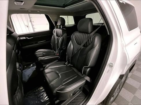 Used 2023 Hyundai Palisade Limited FWD image 24