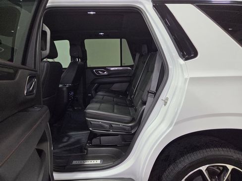 Used 2021 Chevrolet Tahoe RST w/ Luxury Package AWD/4WD image 15